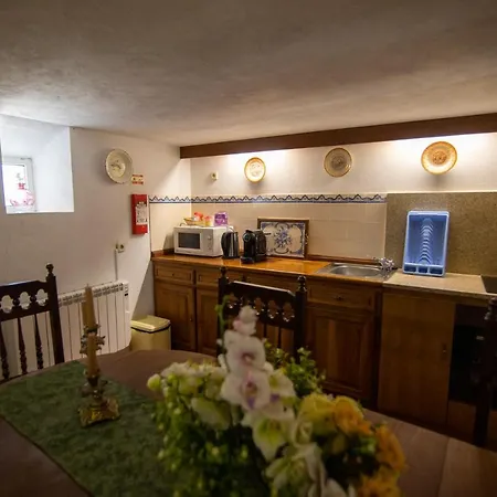 Casa Do Campanario * Sortelha